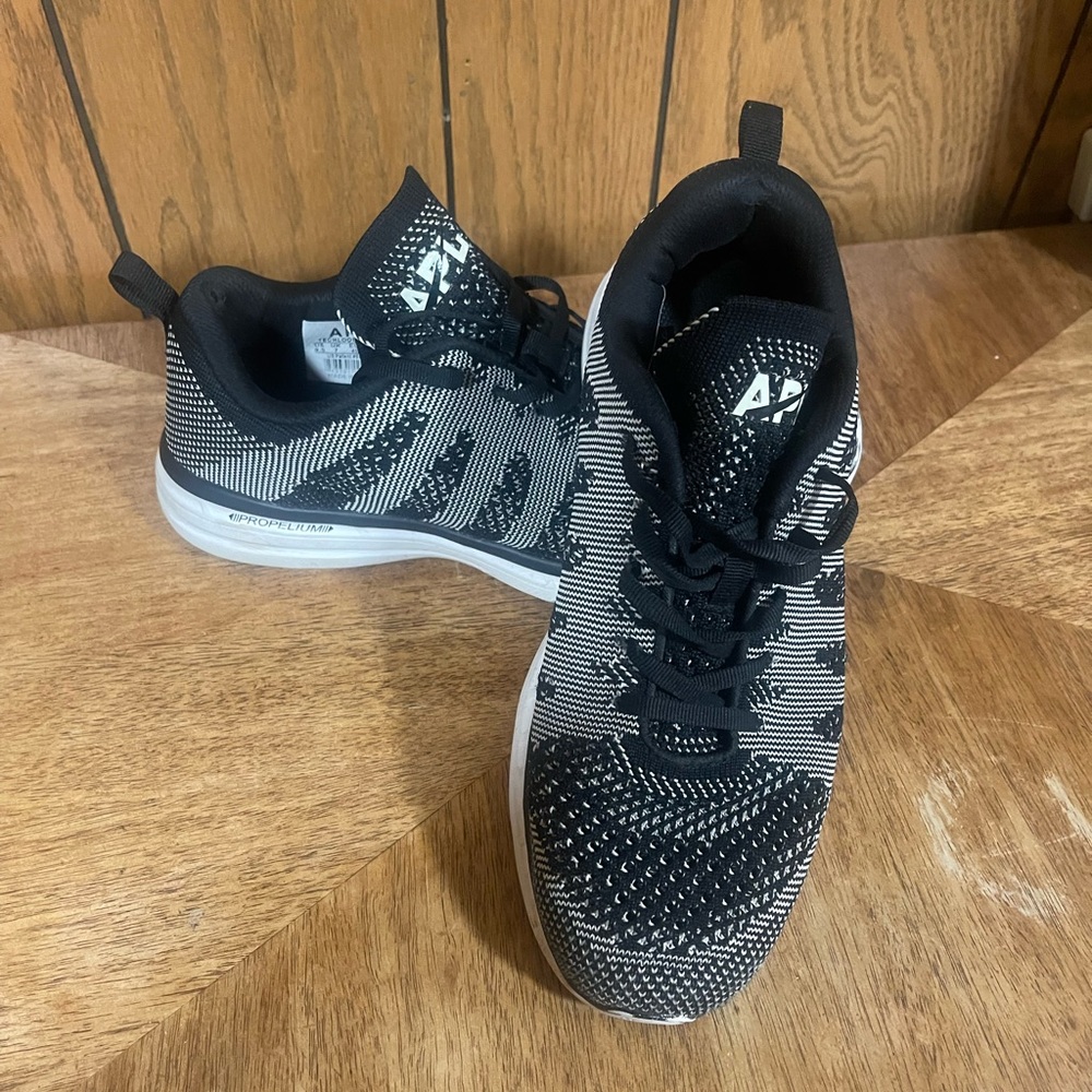 APL" TechLoom Athletic Propulsión Labs - Picture 3 of 12